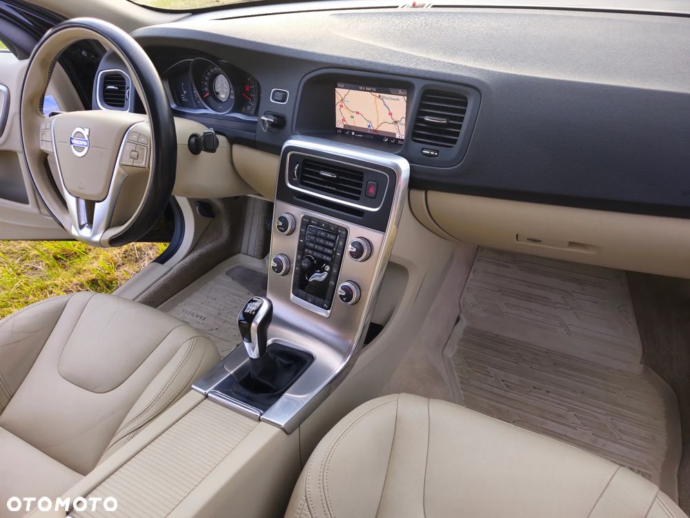 Volvo S60 D3 Drive-E Summum - 17
