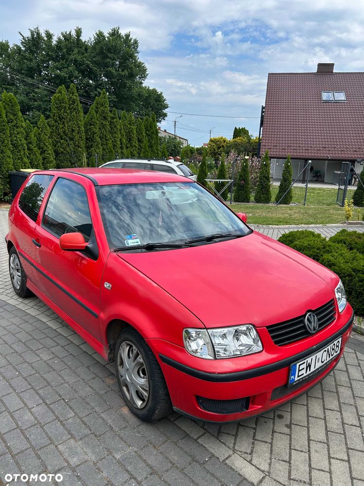 Volkswagen Polo - 2