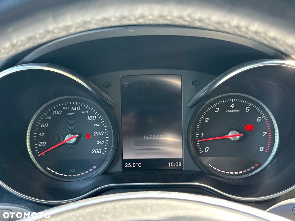 Mercedes-Benz GLC 250 4Matic 9G-TRONIC AMG Line - 18