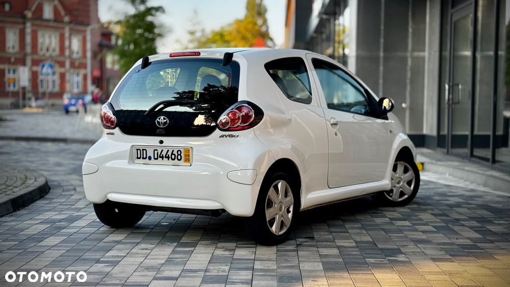 Toyota Aygo City - 5