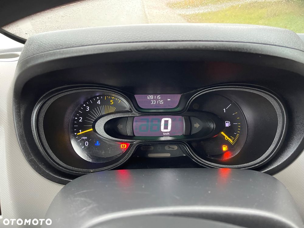 Renault Trafic - 21