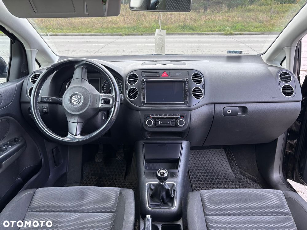Volkswagen Golf Plus - 14