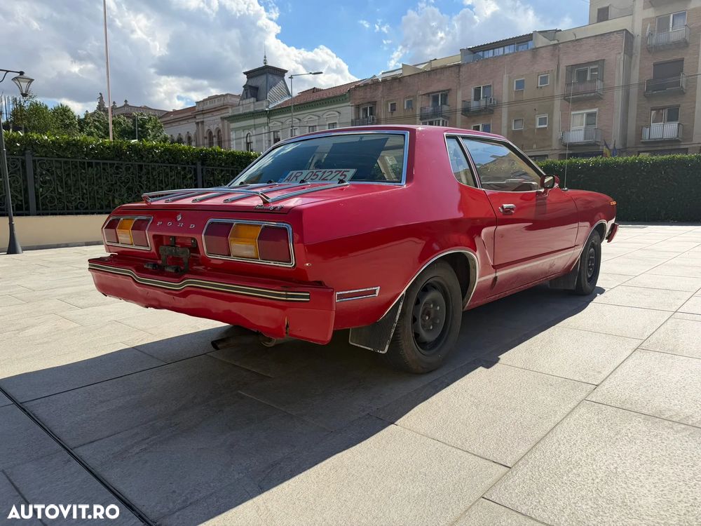 Ford Mustang - 4