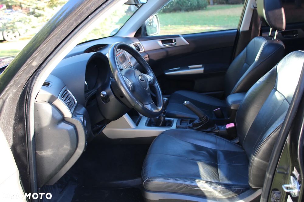 Subaru Forester 2.0D XE NAV Euro5 - 6