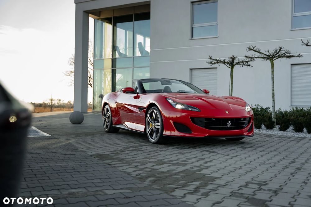 Ferrari Portofino - 7