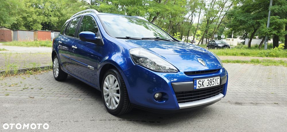 Renault Clio - 26