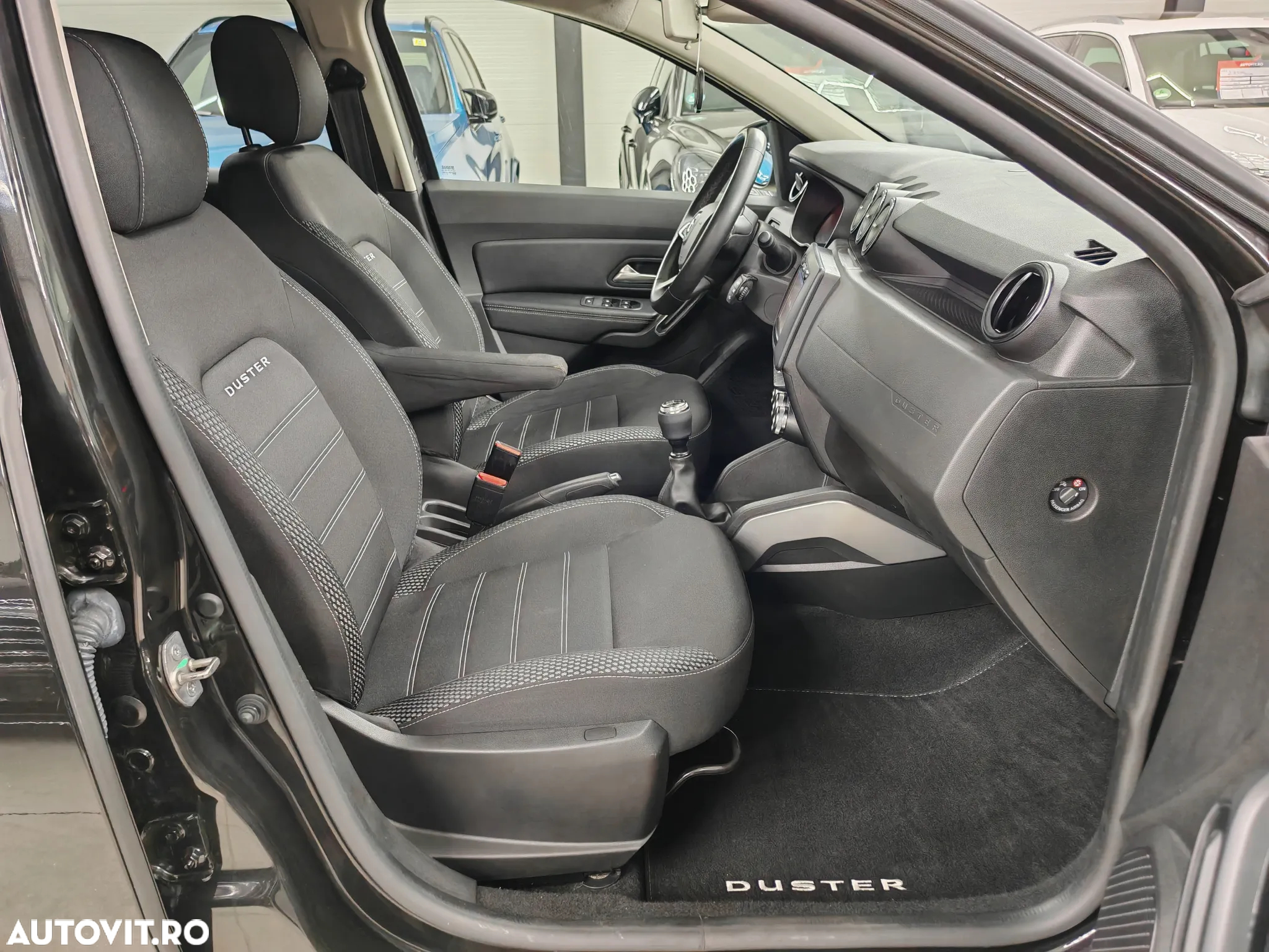 Dacia Duster SCe 115 2WD Prestige - 9