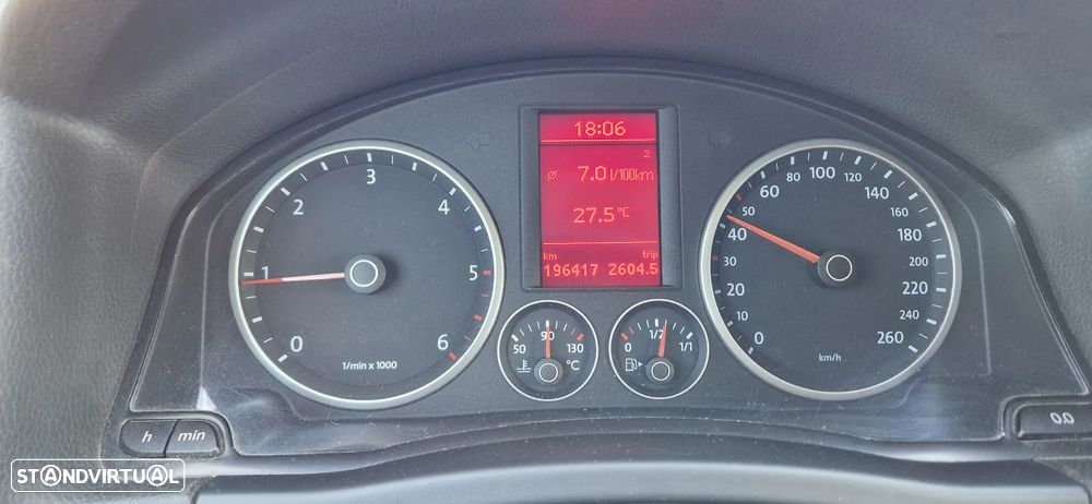 VW Tiguan 2.0 TDi Sport 4Motion - 16