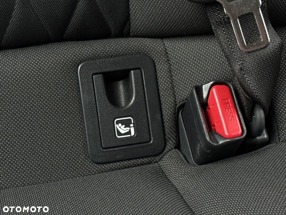 Toyota Corolla 1.6 Comfort - 25