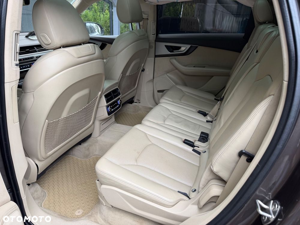 Audi Q7 3.0 TDI Quattro Tiptronic - 11
