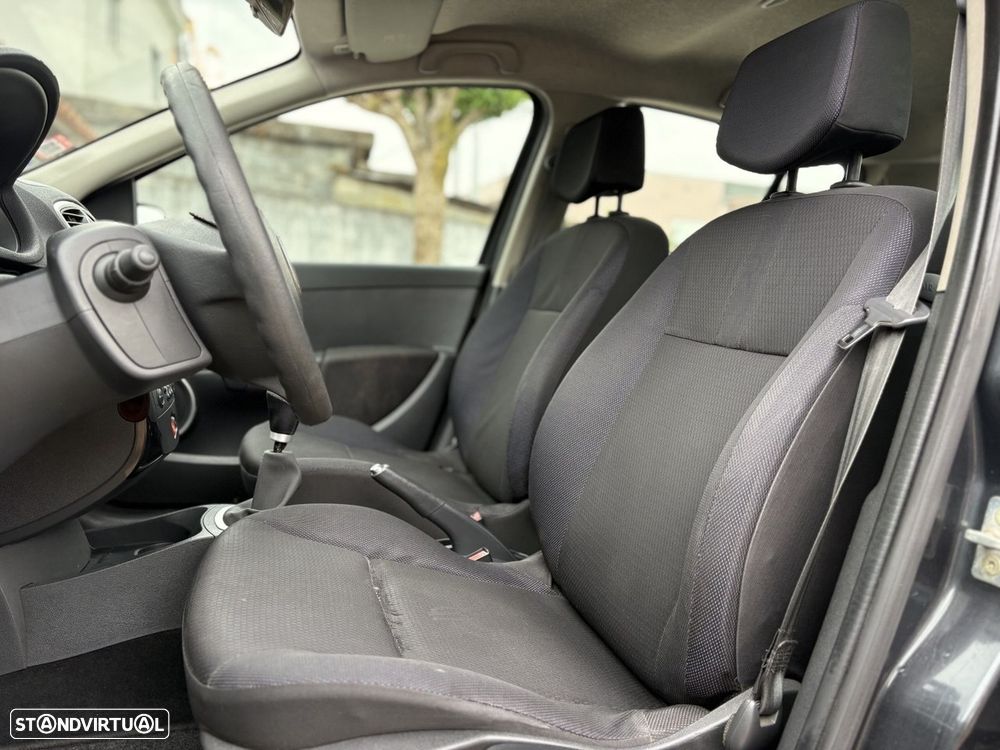 Renault Clio 1.2 16V Dynamique - 7