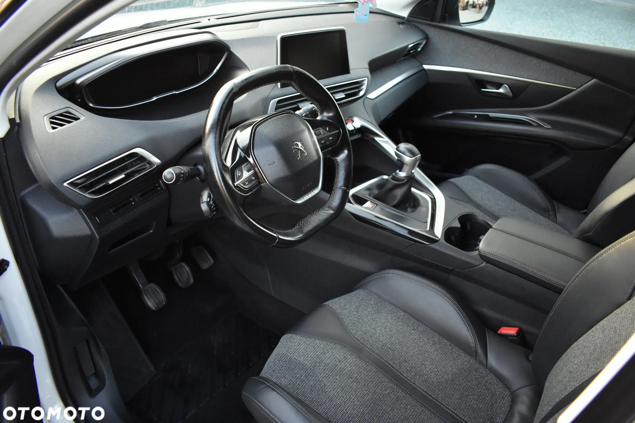Peugeot 3008 HDi FAP 150 Allure - 23