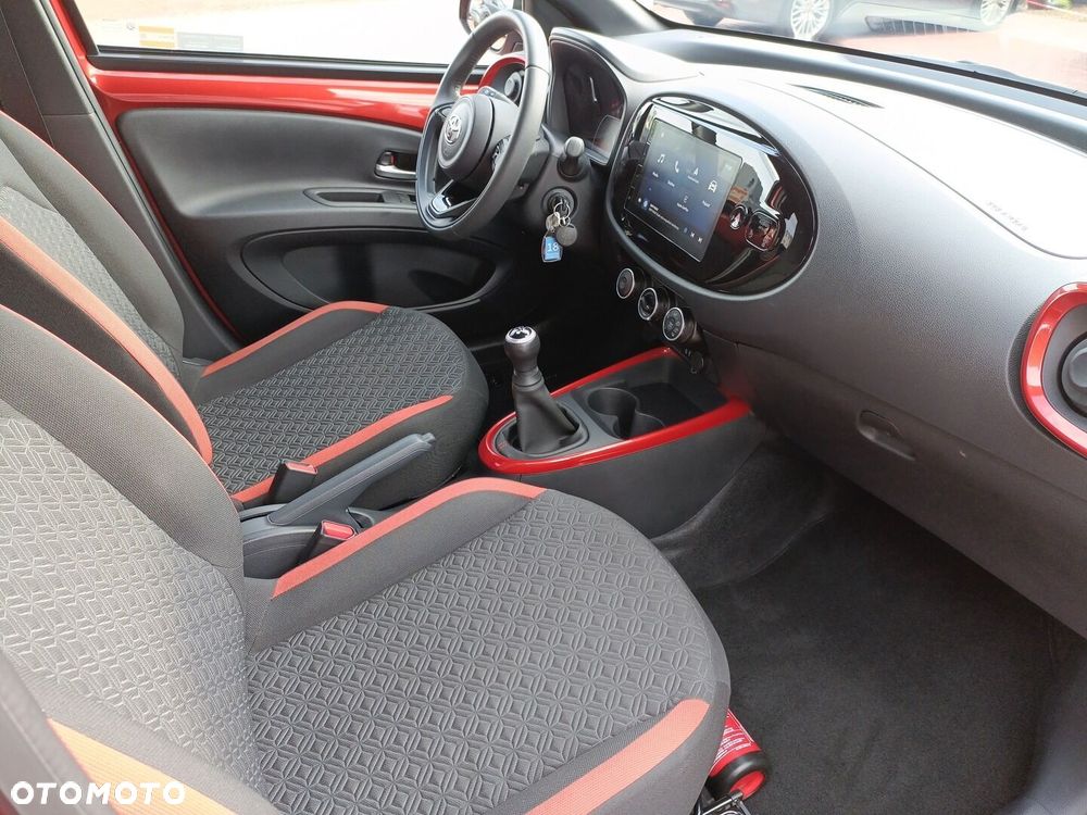 Toyota Aygo X - 12