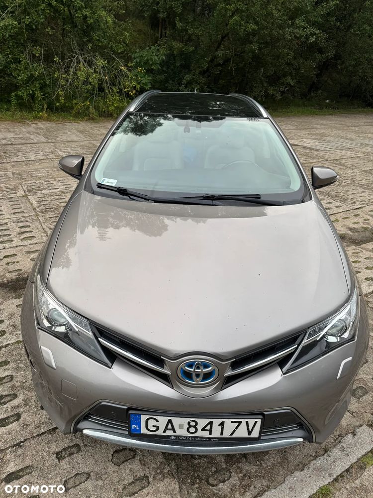 Toyota Auris Hybrid 135 Prestige - 2