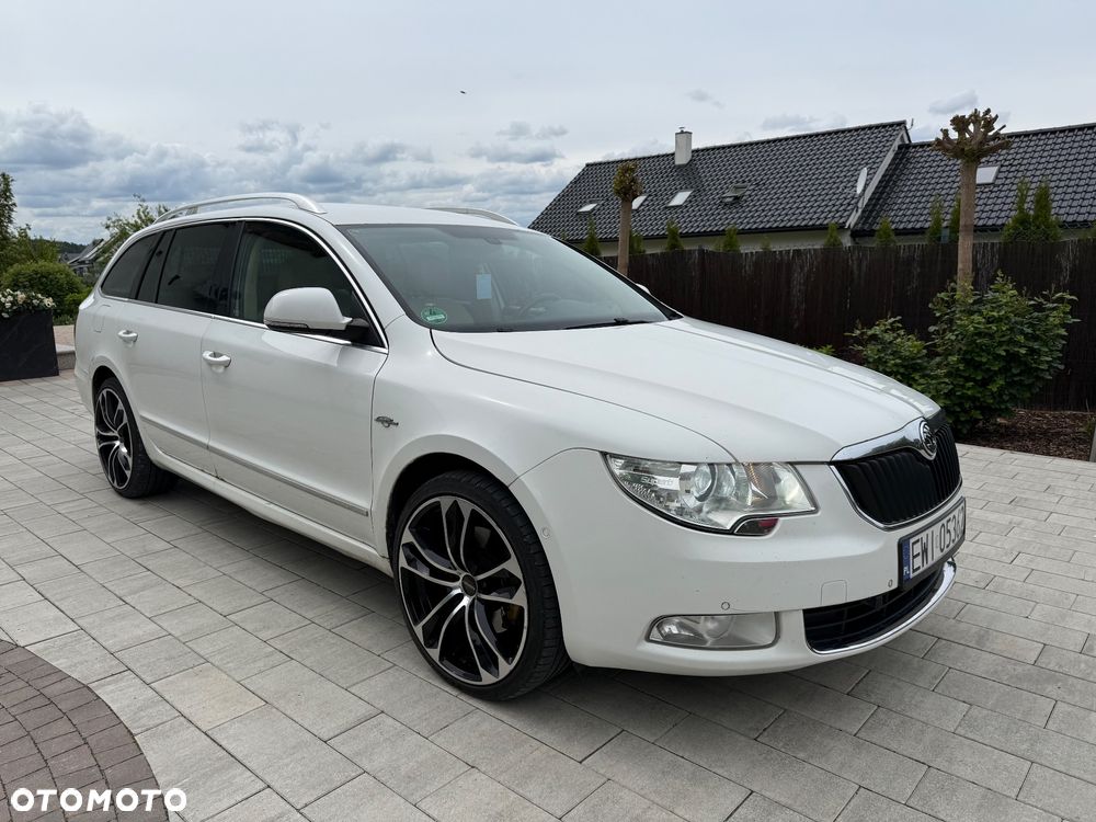 Skoda Superb 2.0 TDI 4x4 Elegance - 1