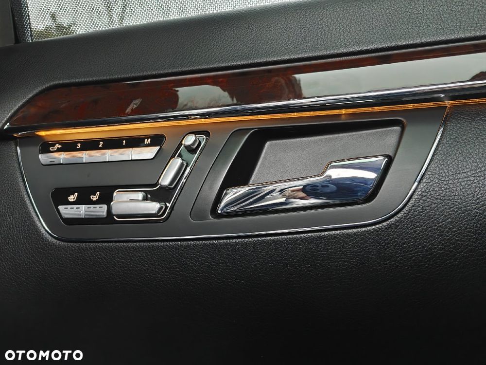 Mercedes-Benz Klasa S 500 L 4-Matic - 27