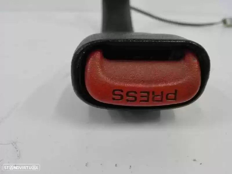 ENGATE CINTO ESQUERDO JEEP GRAND CHEROKEE II 2000 -55196779AA - 2