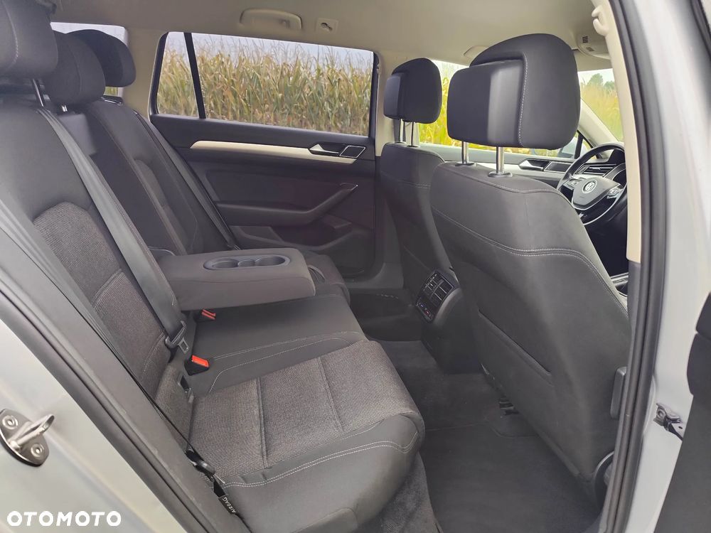 Volkswagen Passat 2.0 TDI (BlueMotion Technology) Comfortline - 7