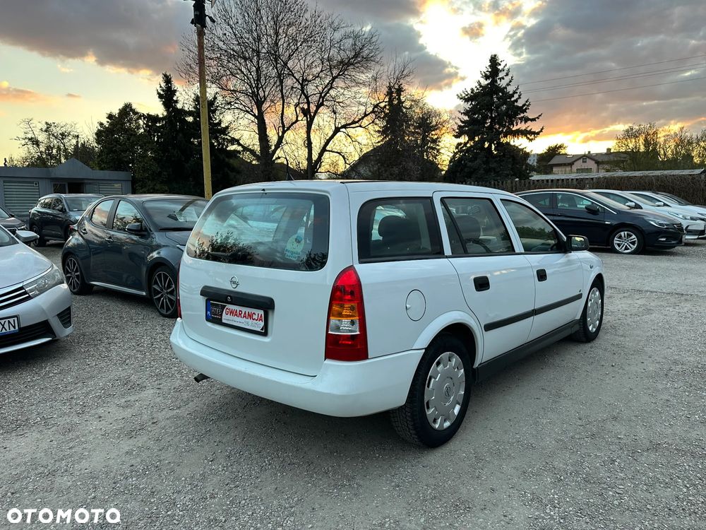 Opel Astra - 9