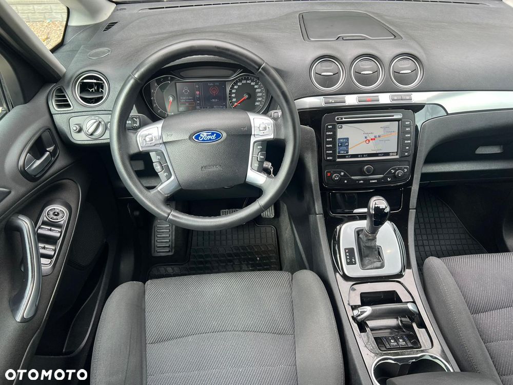 Ford S-Max - 27