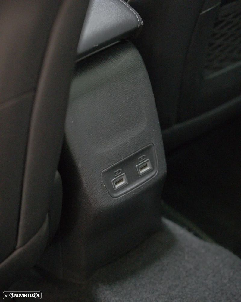 Peugeot e-2008 GT - 16