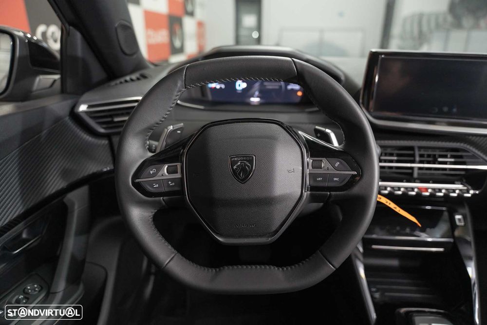 Peugeot 2008 - 9