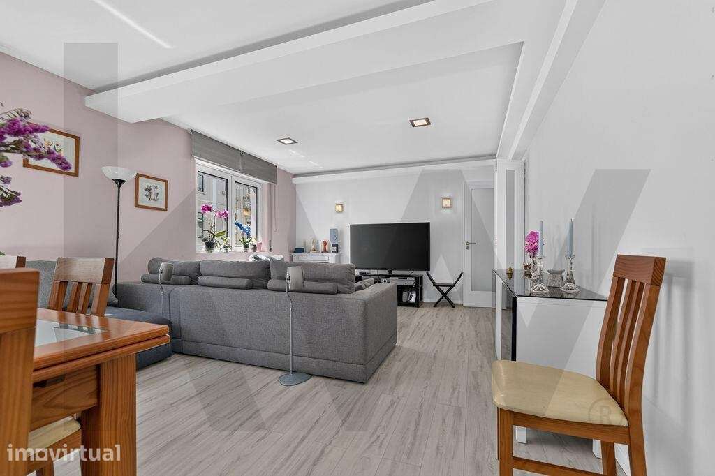 Viver Lisboa a pé - T4 Duplex entre Picoas e a Avenida da Liberdade - Grande imagem: 2/18