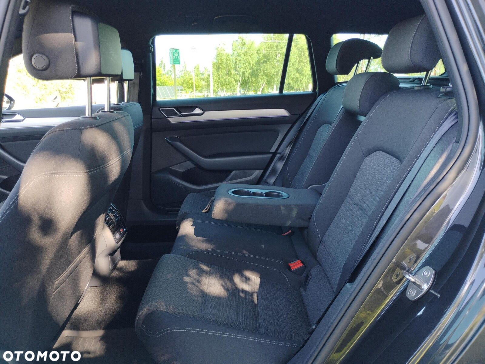 Volkswagen Passat 2.0 TDI Business DSG - 29