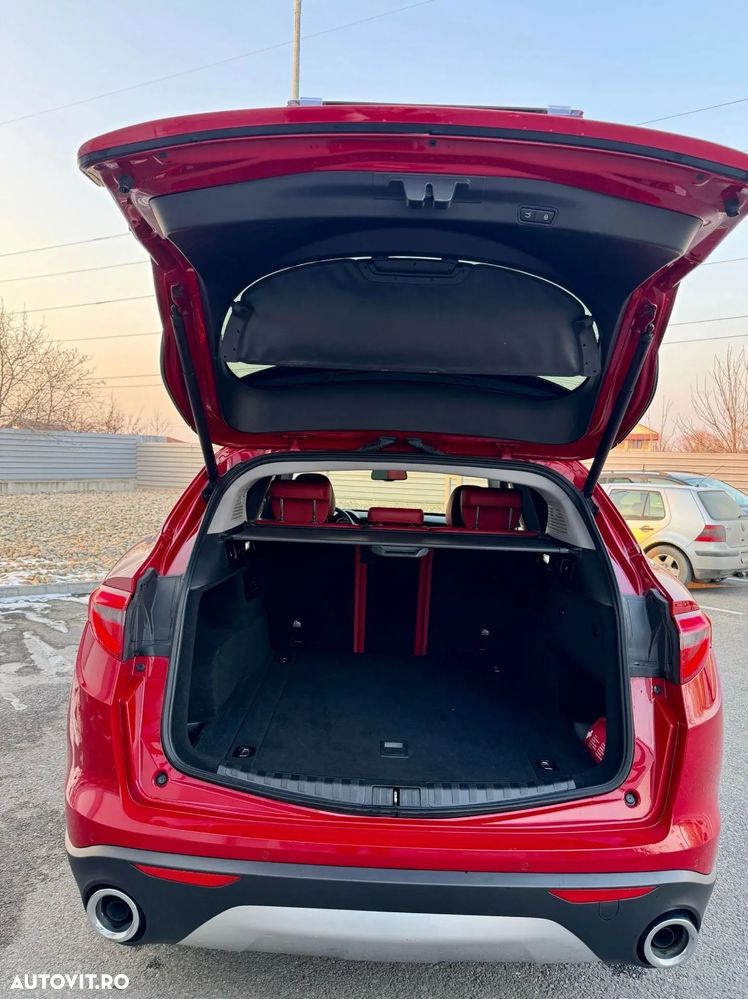 Alfa Romeo Stelvio 2.2 16V AT8-Q4 Executive - 14