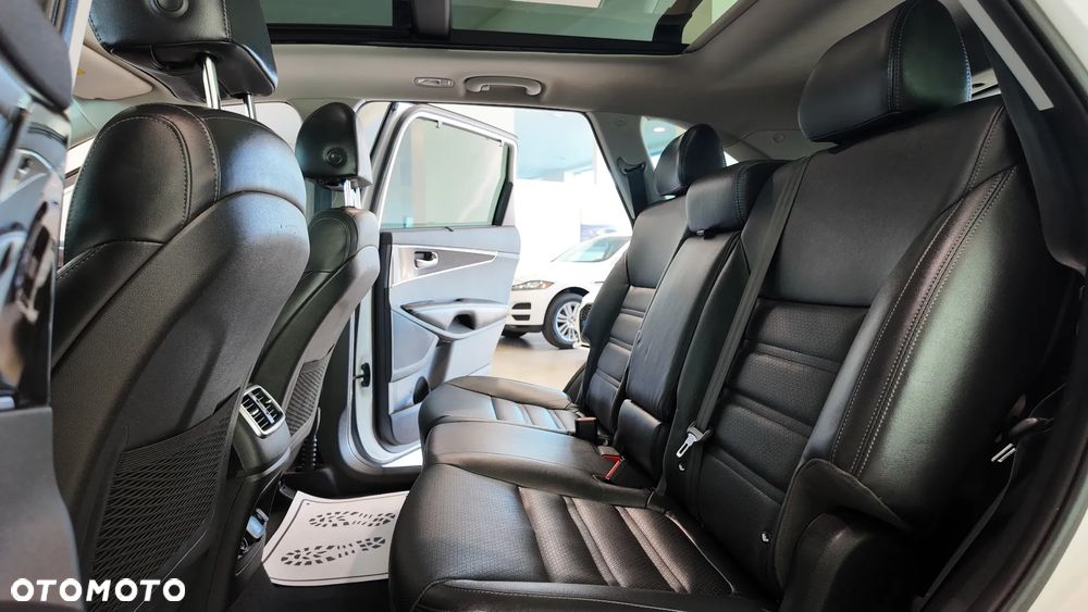 Kia Sorento 2.4 GDI AWD Vision - 30