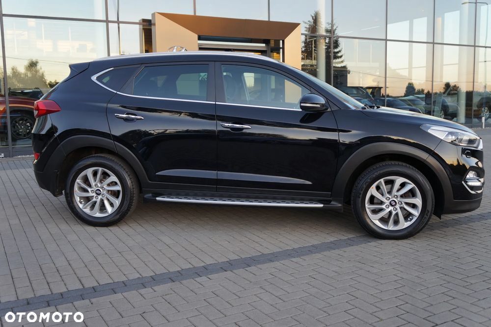 Hyundai Tucson 1.6 GDI BlueDrive Design 2WD - 19