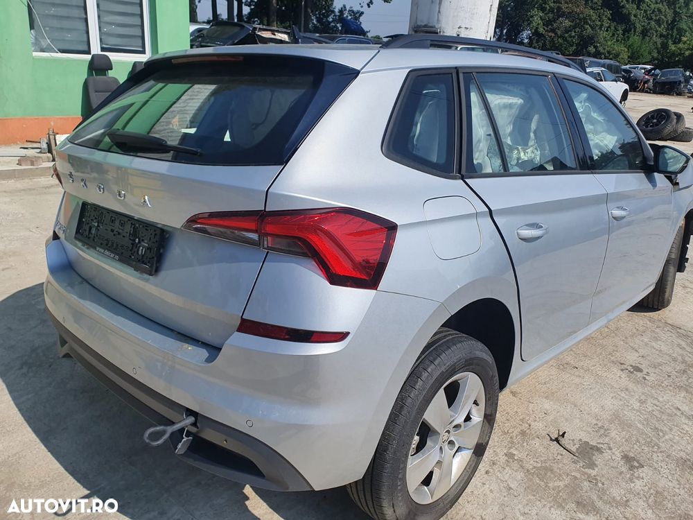 pompa de benzina plutitor carcasa filtru ulei Skoda Kamiq motor 1.0tsi 95cp DKLA Dezmembrez - 1