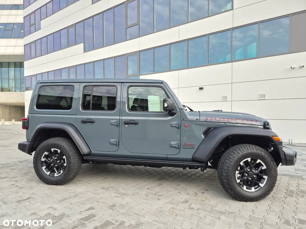 Jeep Wrangler Unlimited GME 2.0 Turbo Rubicon - 3