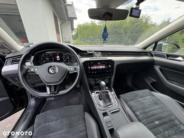 Volkswagen Passat 2.0 TDI SCR Highline DSG - 8