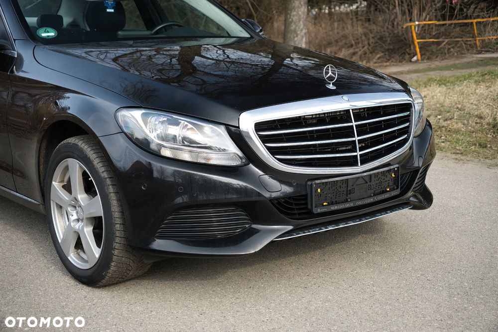 Mercedes-Benz Klasa C 180 Kompressor Automatik BlueEFFICIENCY - 37