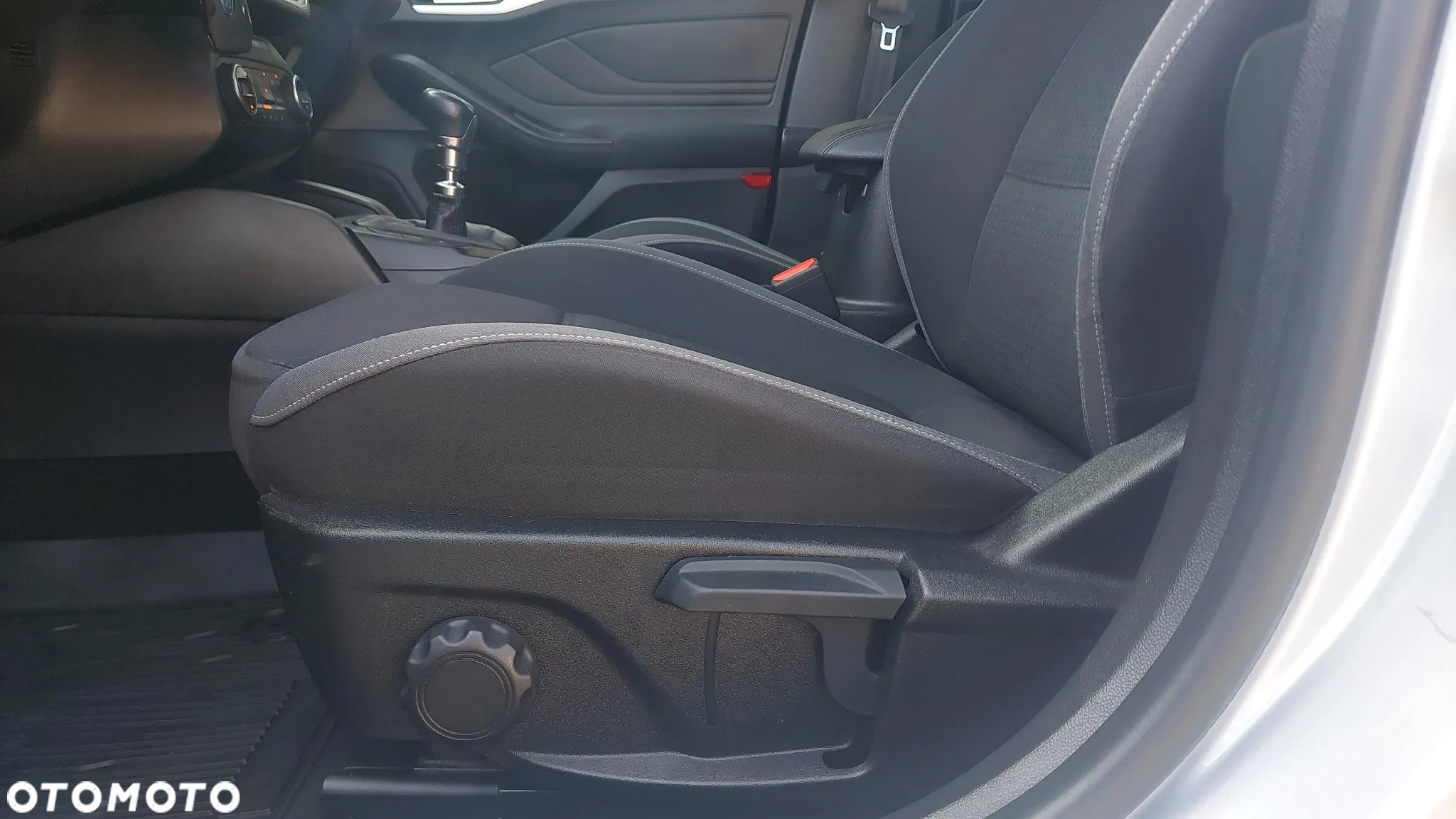 Ford Focus 1.0 EcoBoost Trend Edition - 15