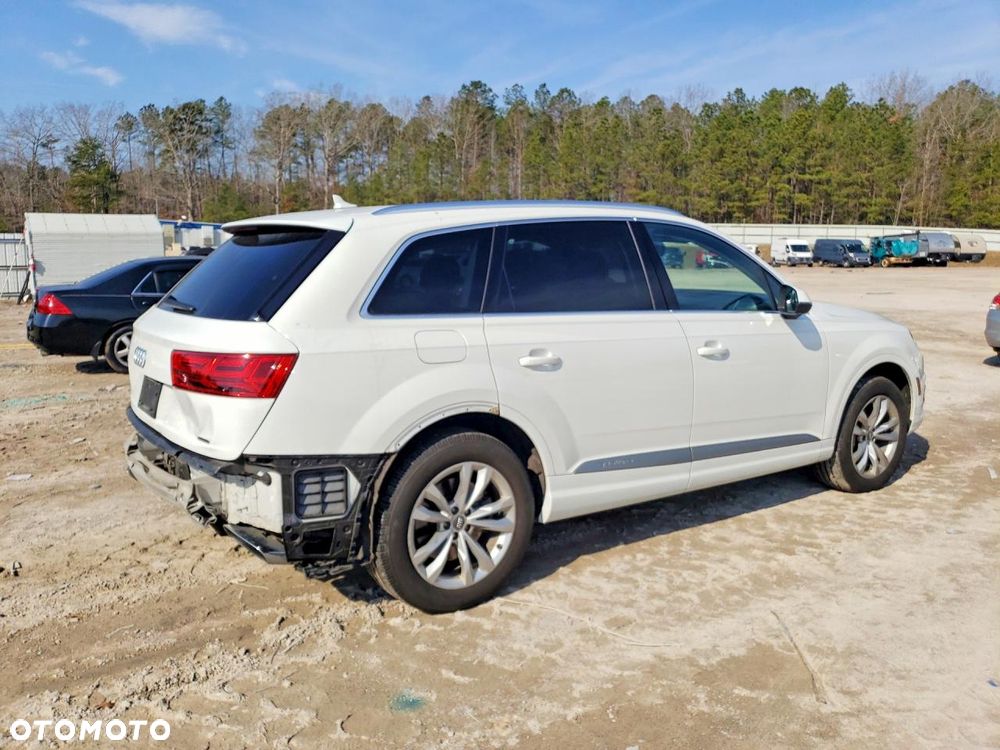 Audi Q7 - 6