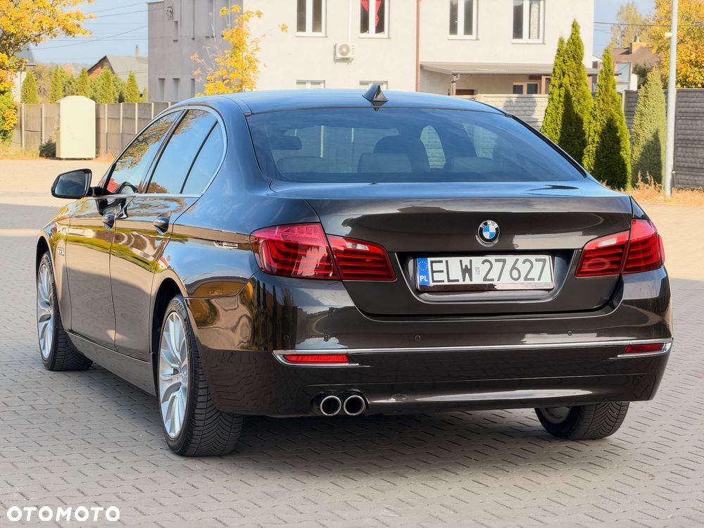 BMW Seria 5 530d xDrive Luxury Line - 2