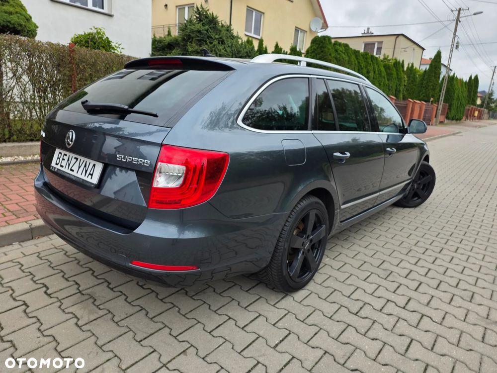 Skoda Superb 1.8 TSI Exclusive - 38