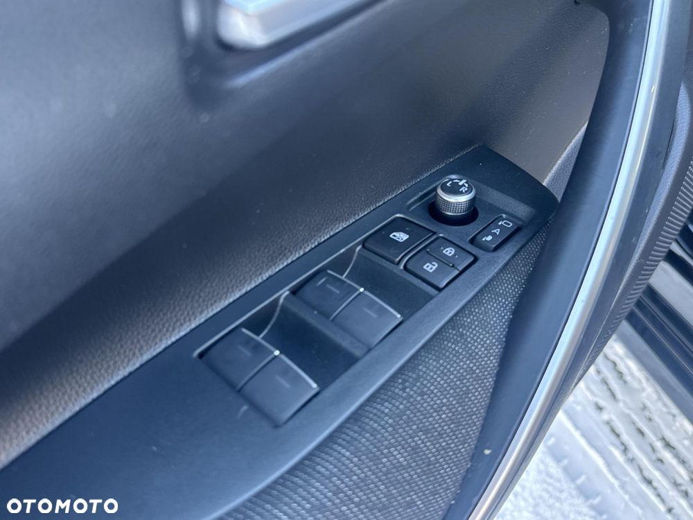 Toyota Corolla 1.8 Hybrid Style - 19