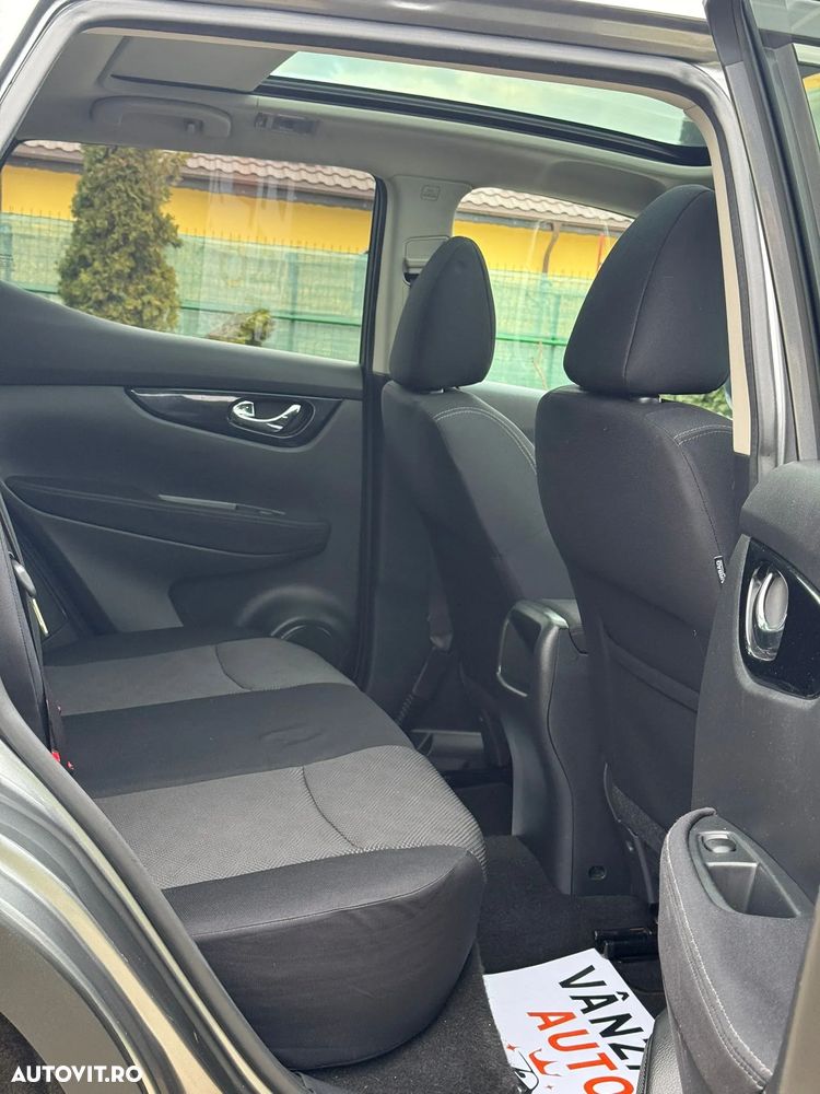Nissan Qashqai 1.6 DCI Start/Stop N-Connecta - 11