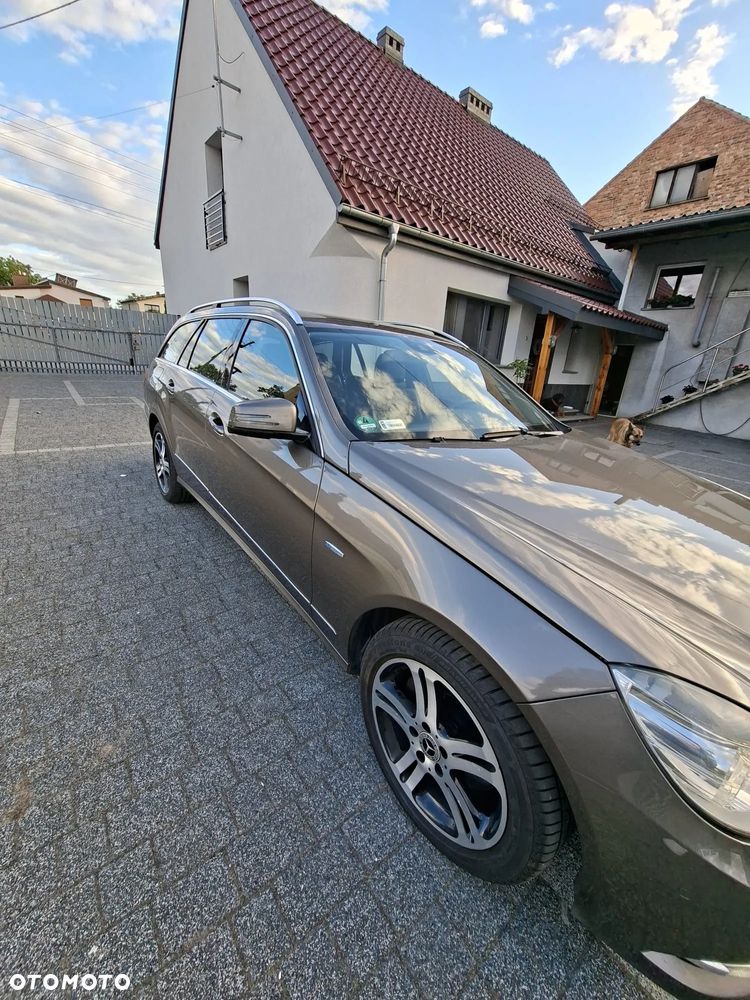 Mercedes-Benz Klasa E 350 CDI BlueEff Avantgarde - 6