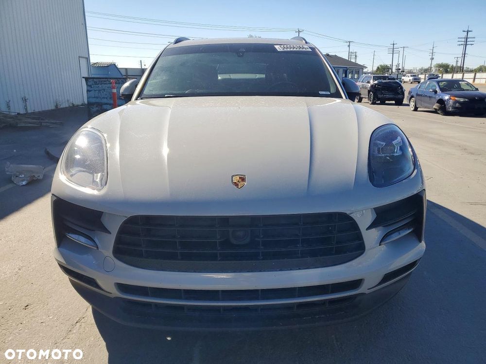 Porsche Macan - 2