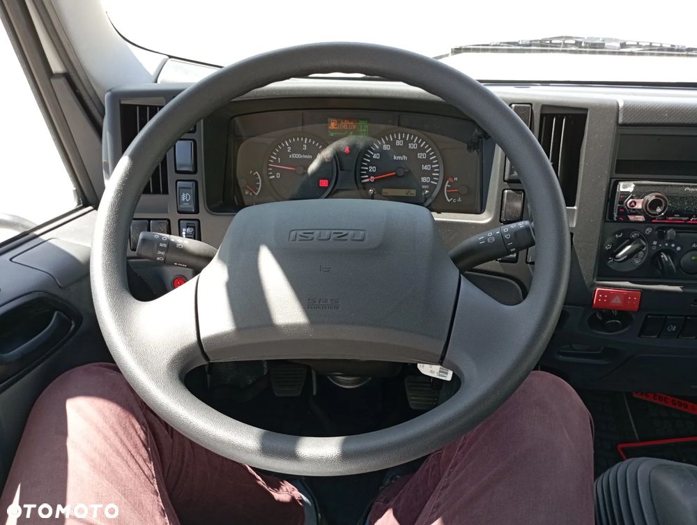 Isuzu M27F 3,0 TURBO - 10