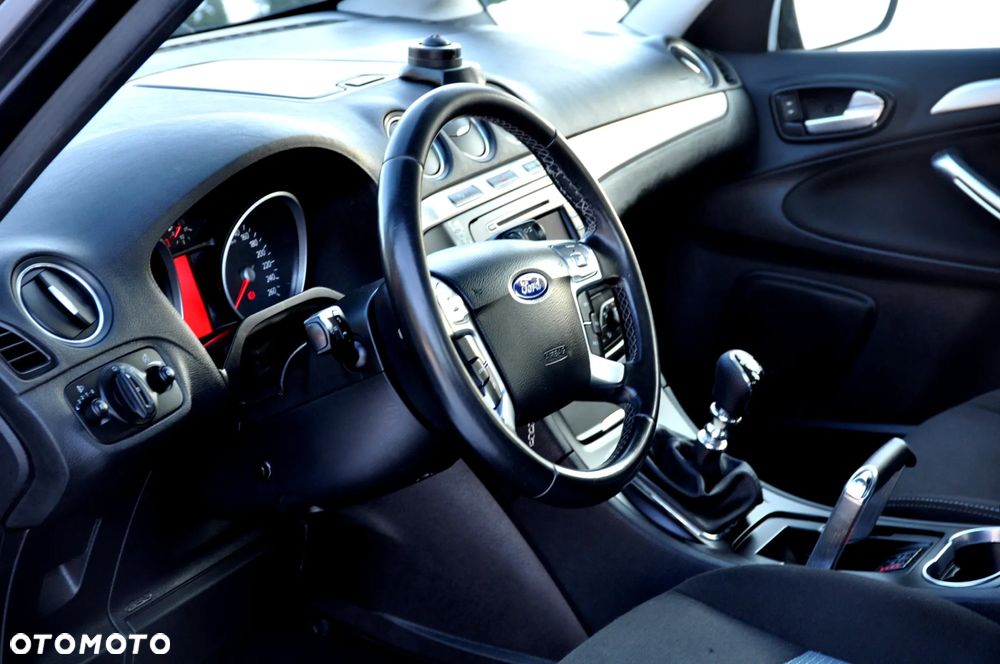 Ford Galaxy 2.0 TDCi Platinium X - 22