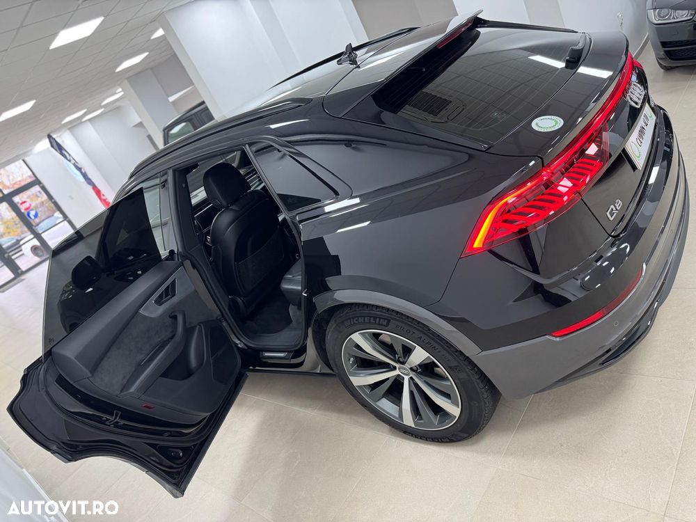 Audi Q8 3.0 55 TFSI quattro Tiptronic MHEV - 18