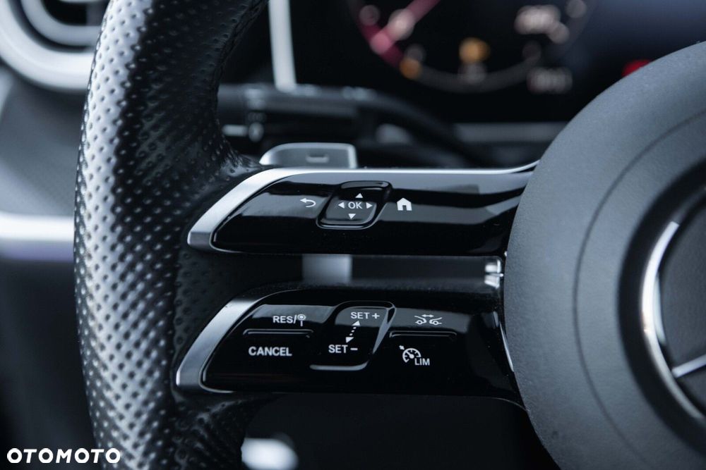 Mercedes-Benz CLE 300 mHEV 4-Matic AMG Line - 21