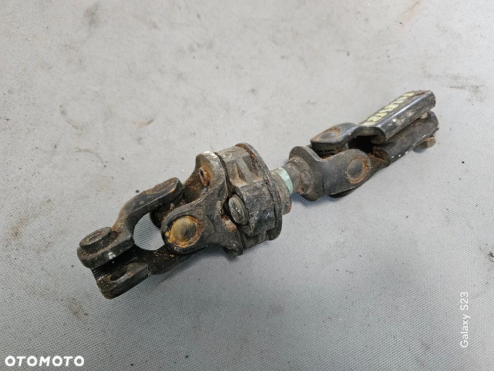 Krzyżak kolumny kierowniczej Subaru Forester II 2002-2008r Europa - 1