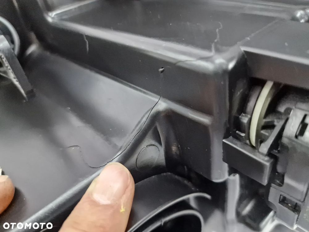 RENAULT MASTER IV 4 19- PRAWA LAMPA PRZEDNIA PRZÓD FULL LED , NR 260105567R , NR AUKCJI LA139 - 22