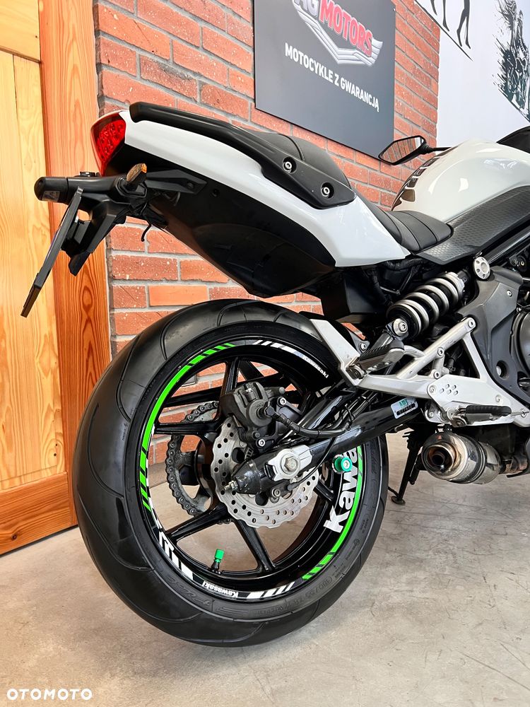 Kawasaki ER - 8
